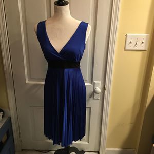 Forever XXI Beautiful Pleated Blue Dress